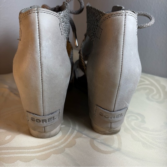 Sorel Women's Joanie Lace Wedge Sandals. - Picture 8 of 16